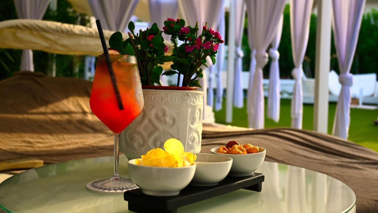 Bianco Riccio Suite Hotel Savelletri Екстериор снимка