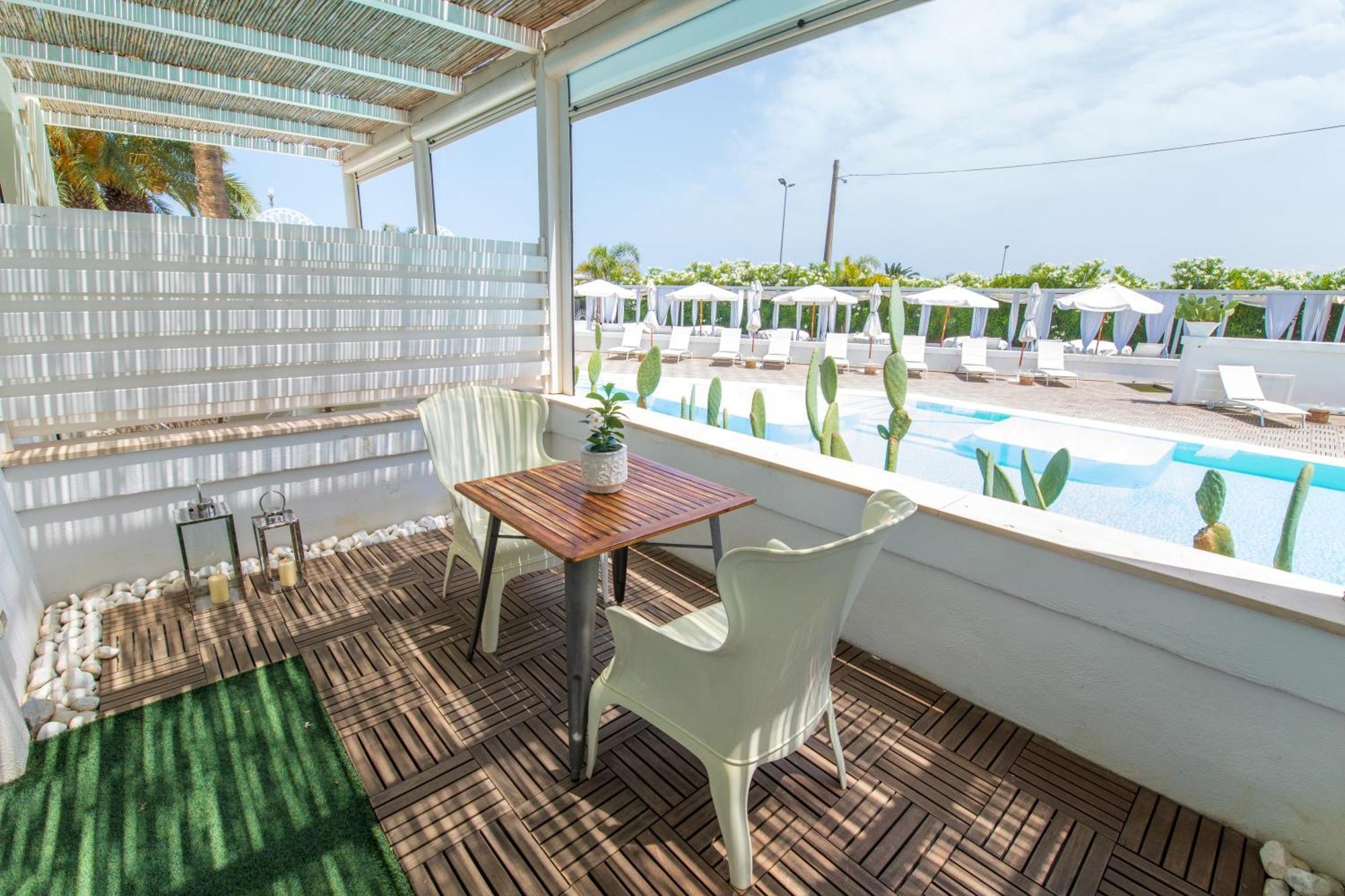 Bianco Riccio Suite Hotel Savelletri Екстериор снимка