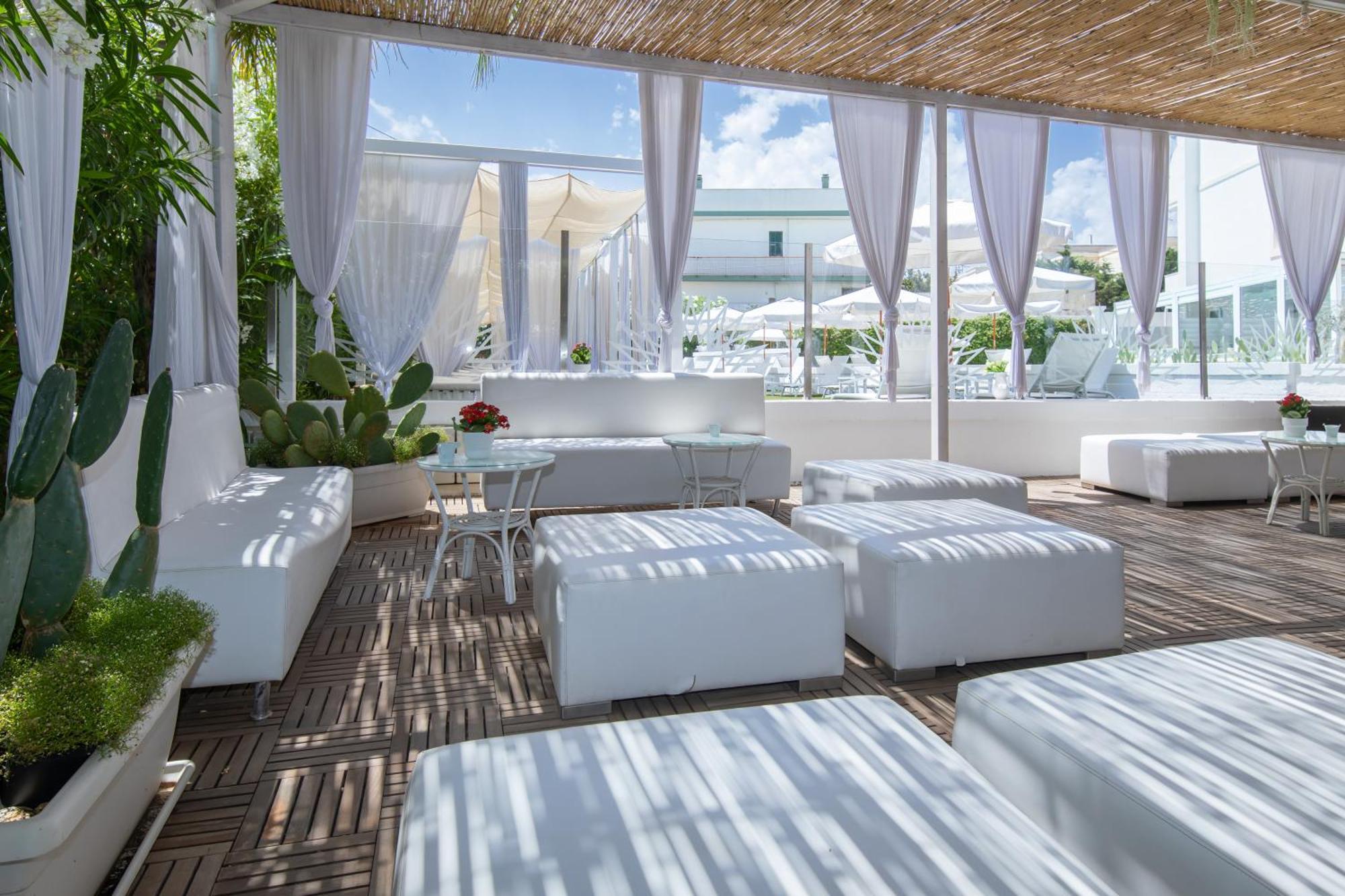 Bianco Riccio Suite Hotel Savelletri Екстериор снимка