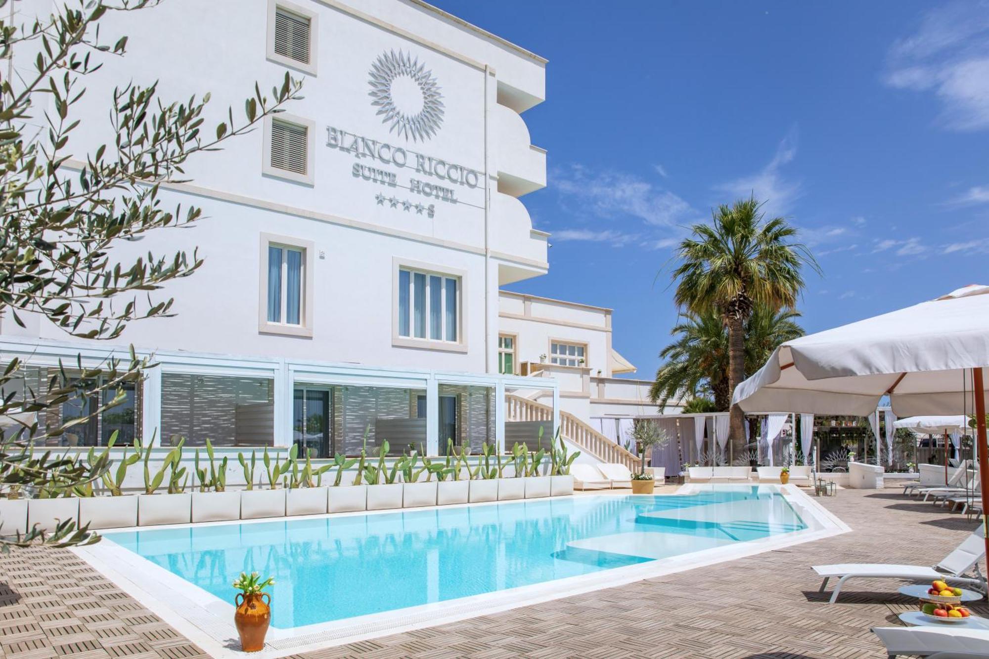 Bianco Riccio Suite Hotel Savelletri Екстериор снимка